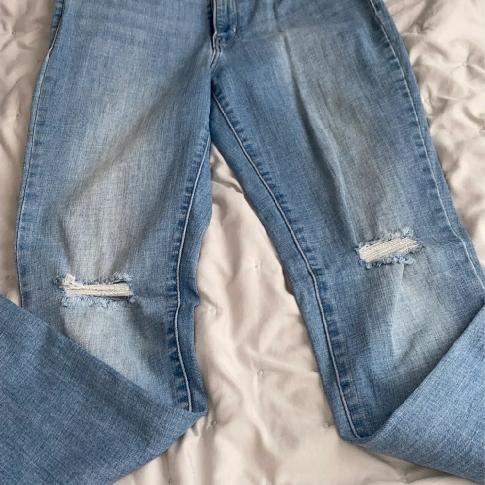 Levi Skinny Jeans - Picture 3 of 3